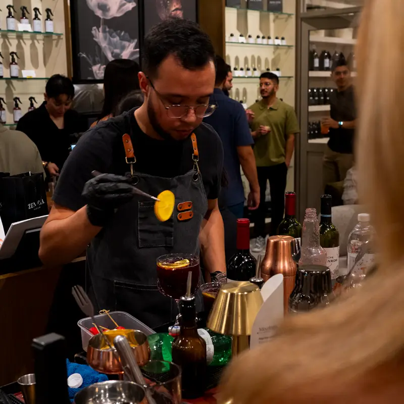 Zencia — Sikara — Apertura de Boutique de Fragancias · foto 5
